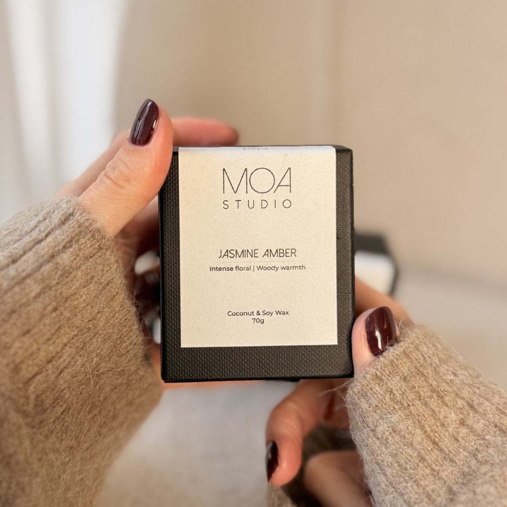 Jasmine Amber Candle 70g