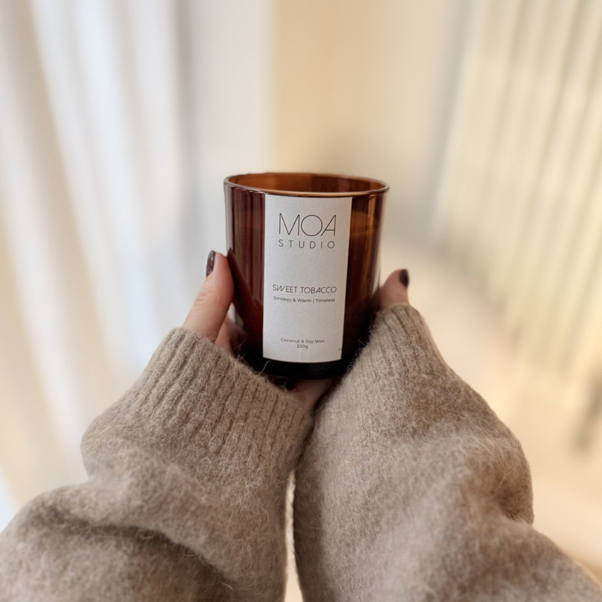 Sweet Tobacco Candle 220g